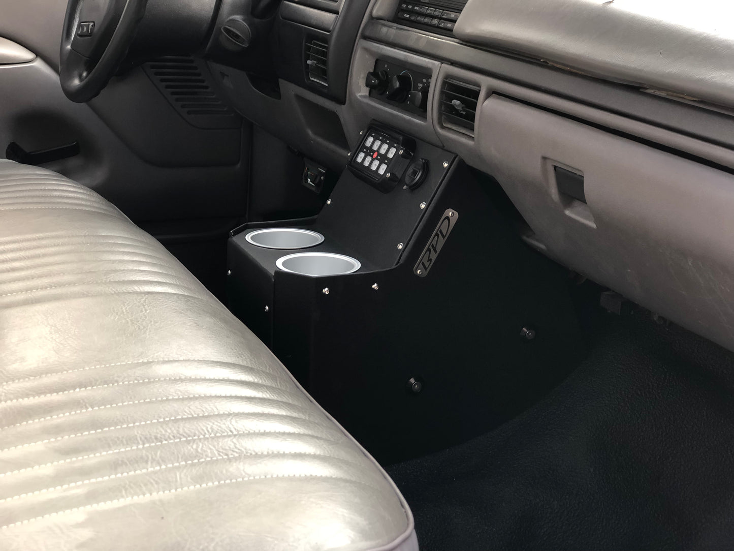 OBS Ford 1/4 Center Console